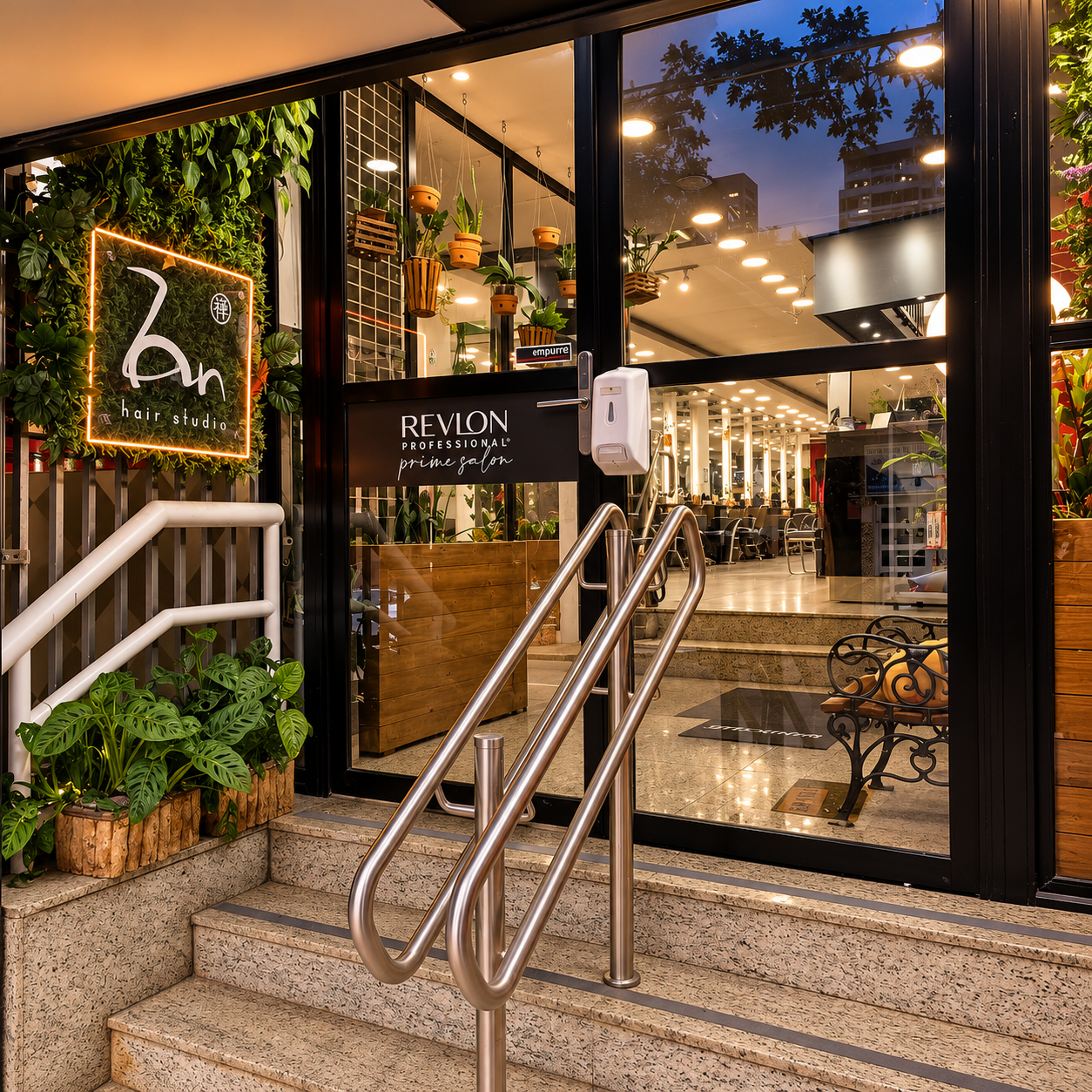 Entrada do Zen Hair Studio